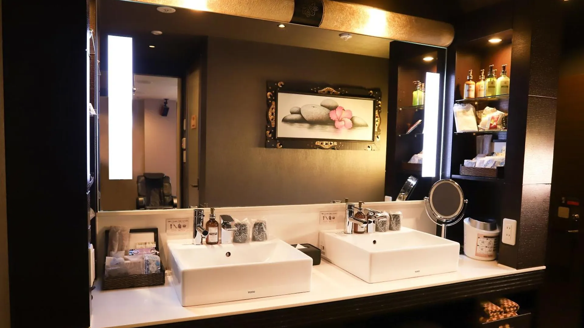 Hotel K6 Osaka Namba (Adults Only) 3*,